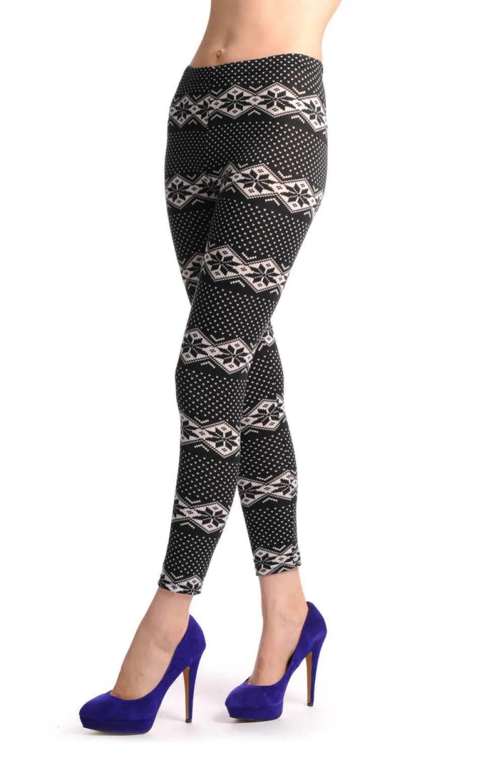 Black & White Aztec Jacquard Knit Print