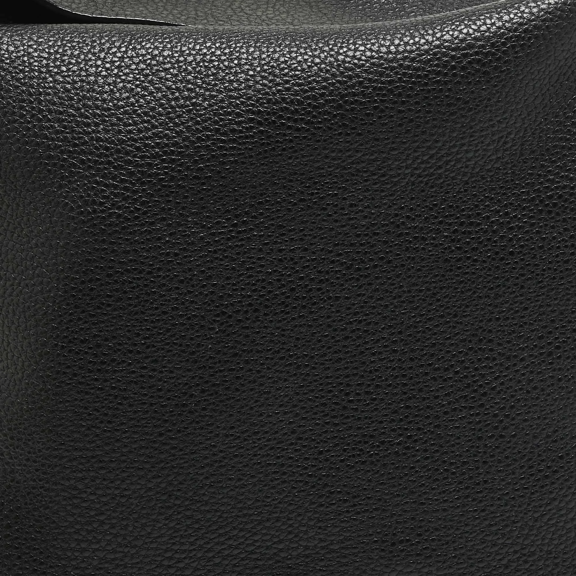 BURBERRY Black Leather Cale Hobo