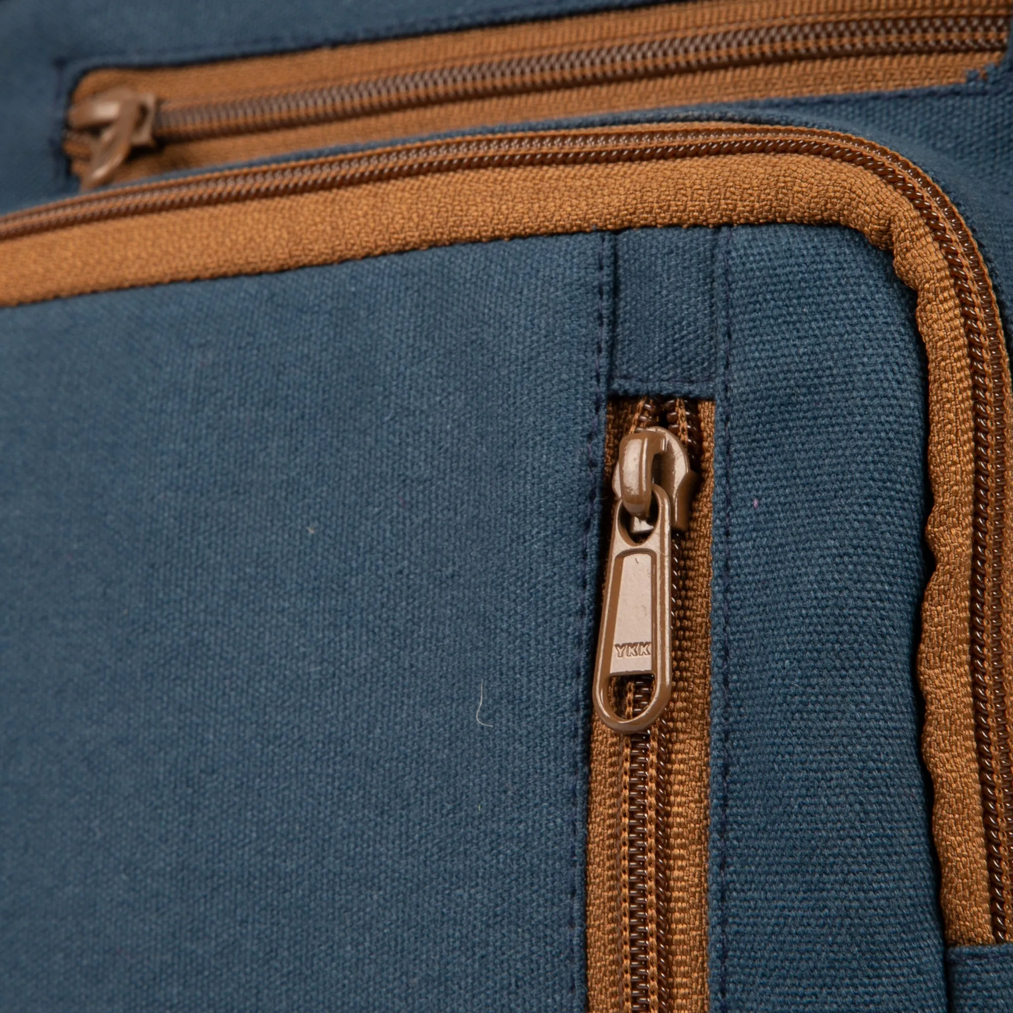 Dyad 20L Navy Canvas 2in1 Messenger Bag cum Backpack