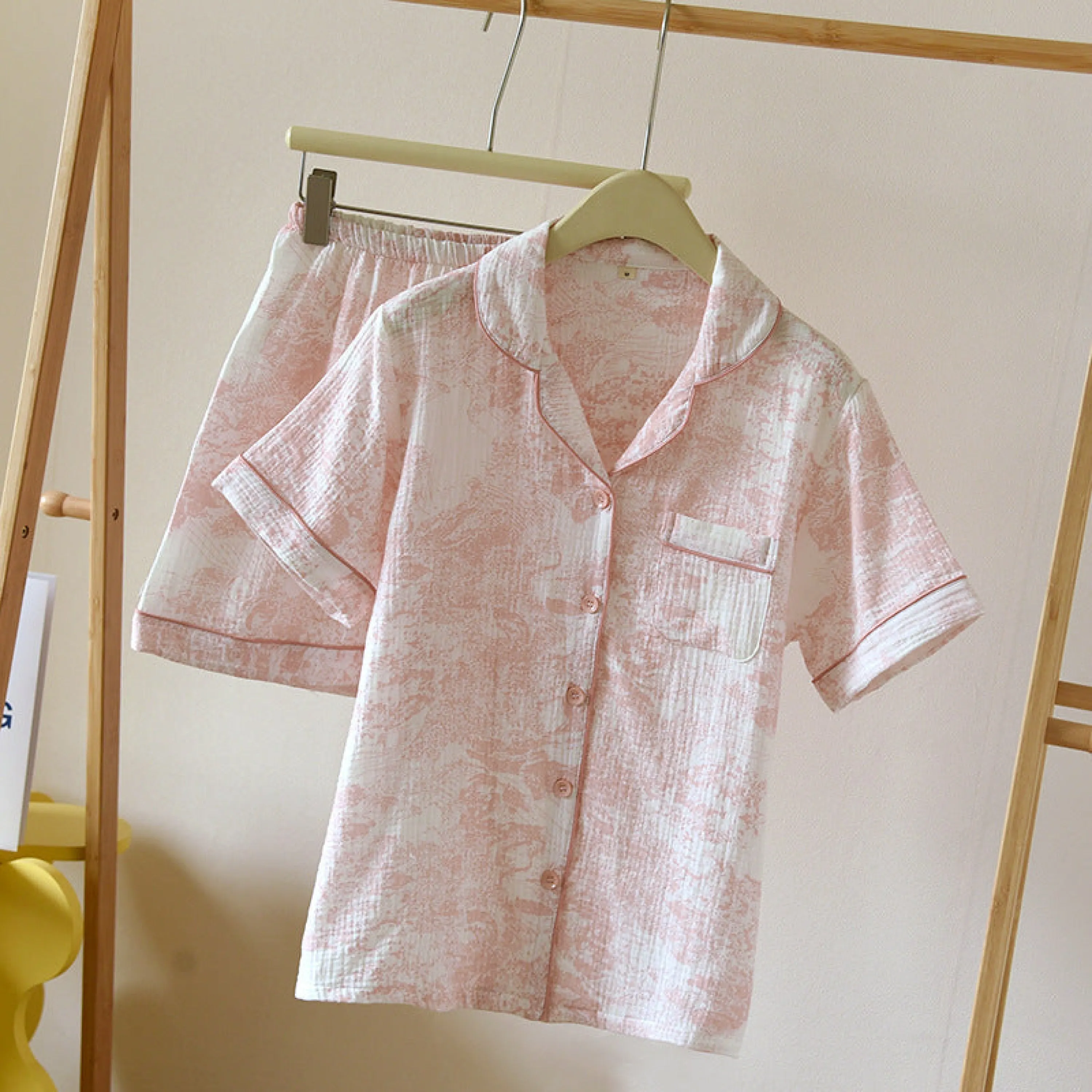 French Cottage Short Sleeves and Shorts Cotton Pajama Set / Pink