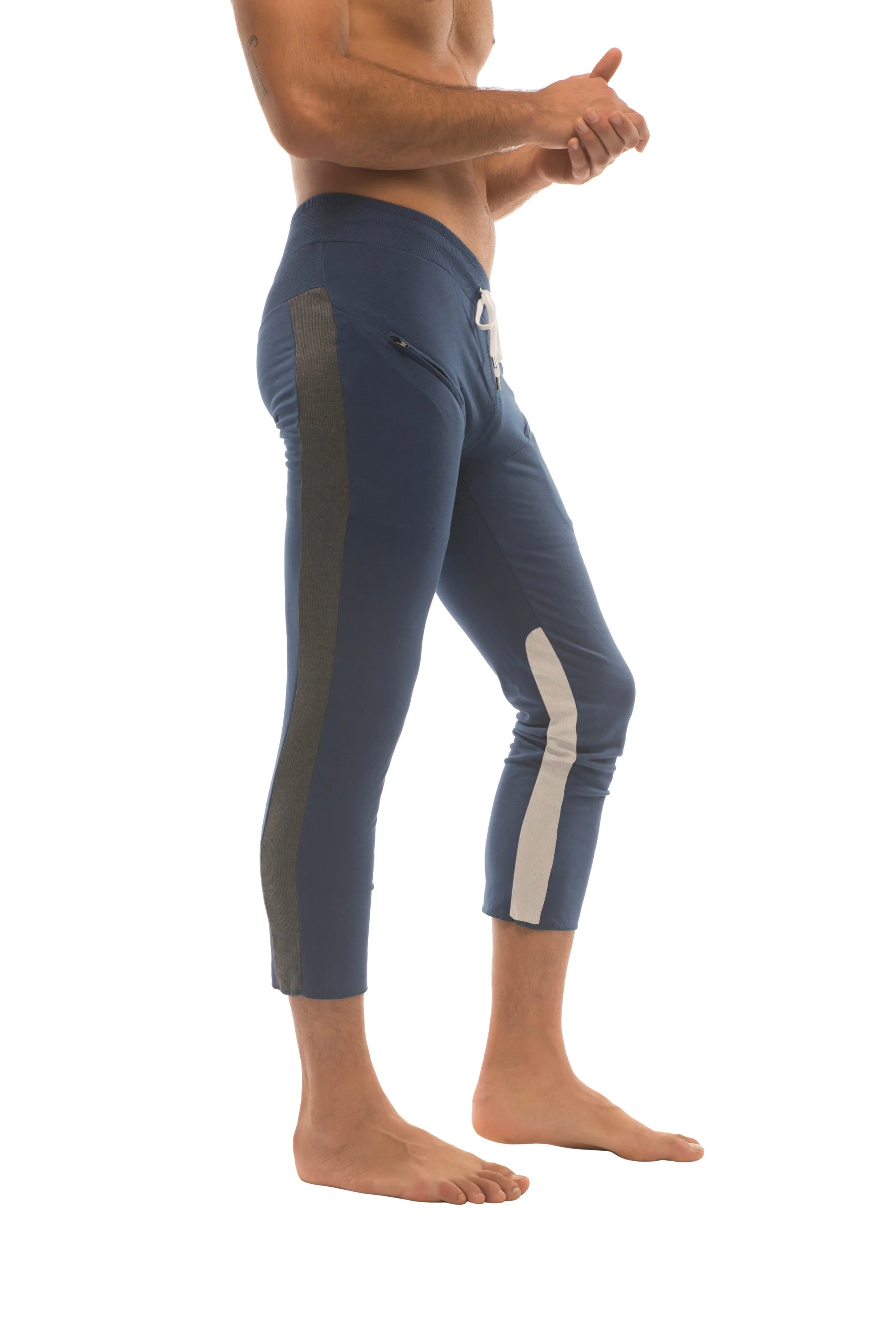 Mens 4/5 Zipper Pocket Capri Yoga Pants (Royal w/Charcoal & GREY)