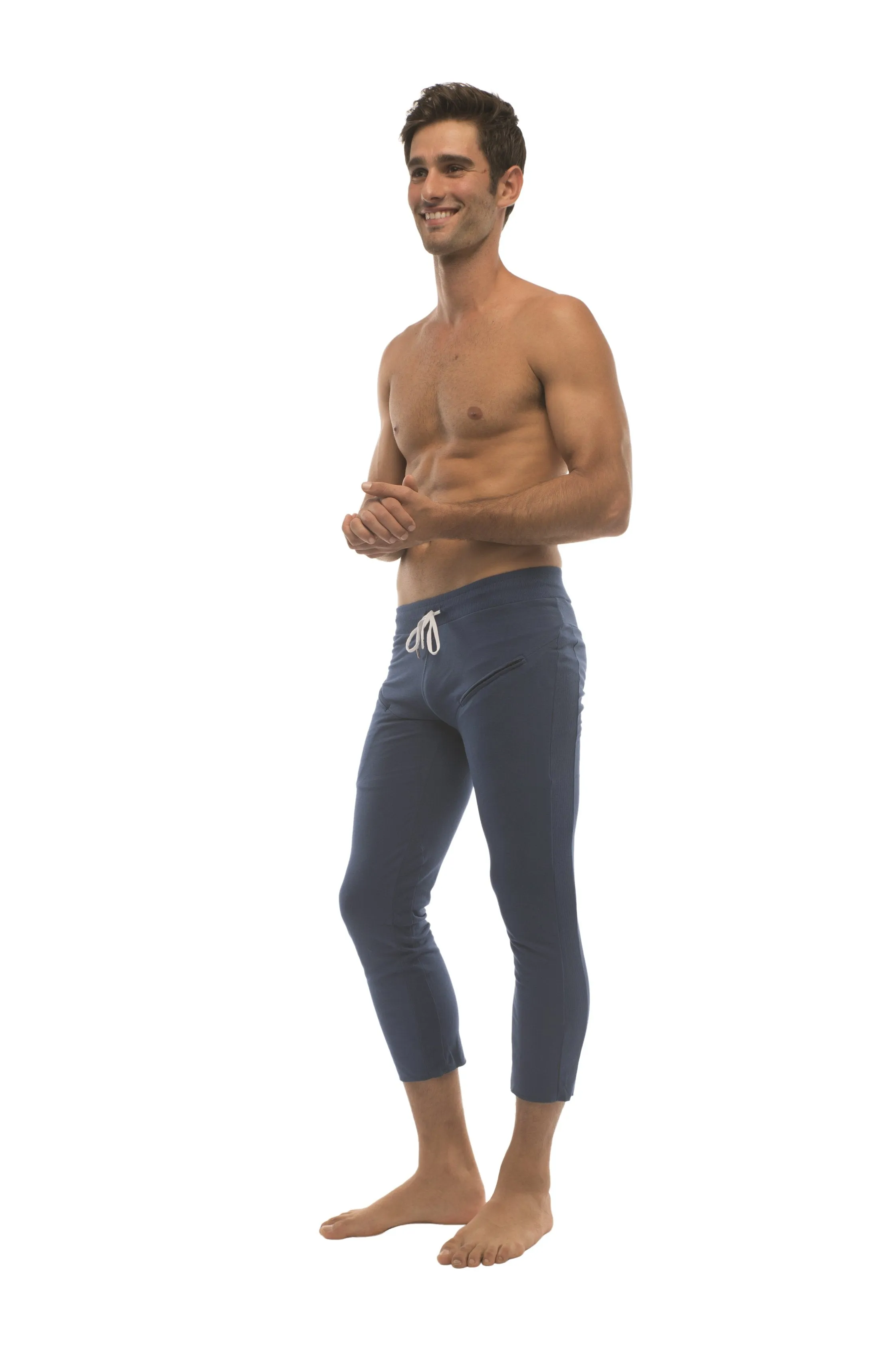 Mens 4/5 Zipper Pocket Capri Yoga Pants (Solid Royal Blue)