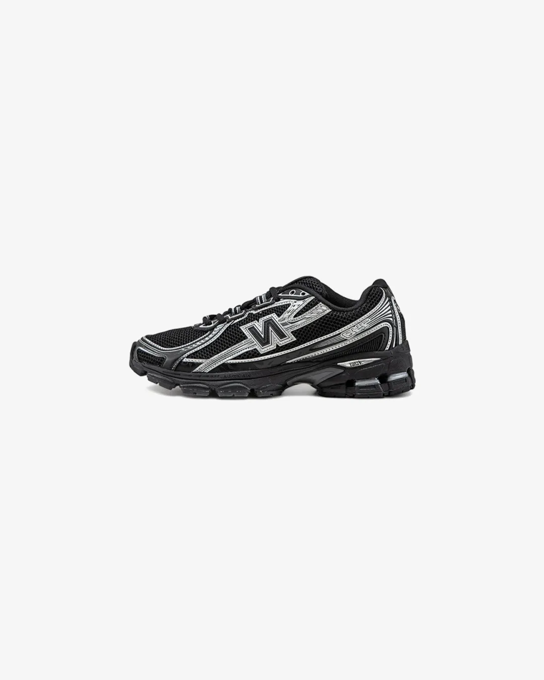 New Balance 740 Retro Black Silver Sneakers