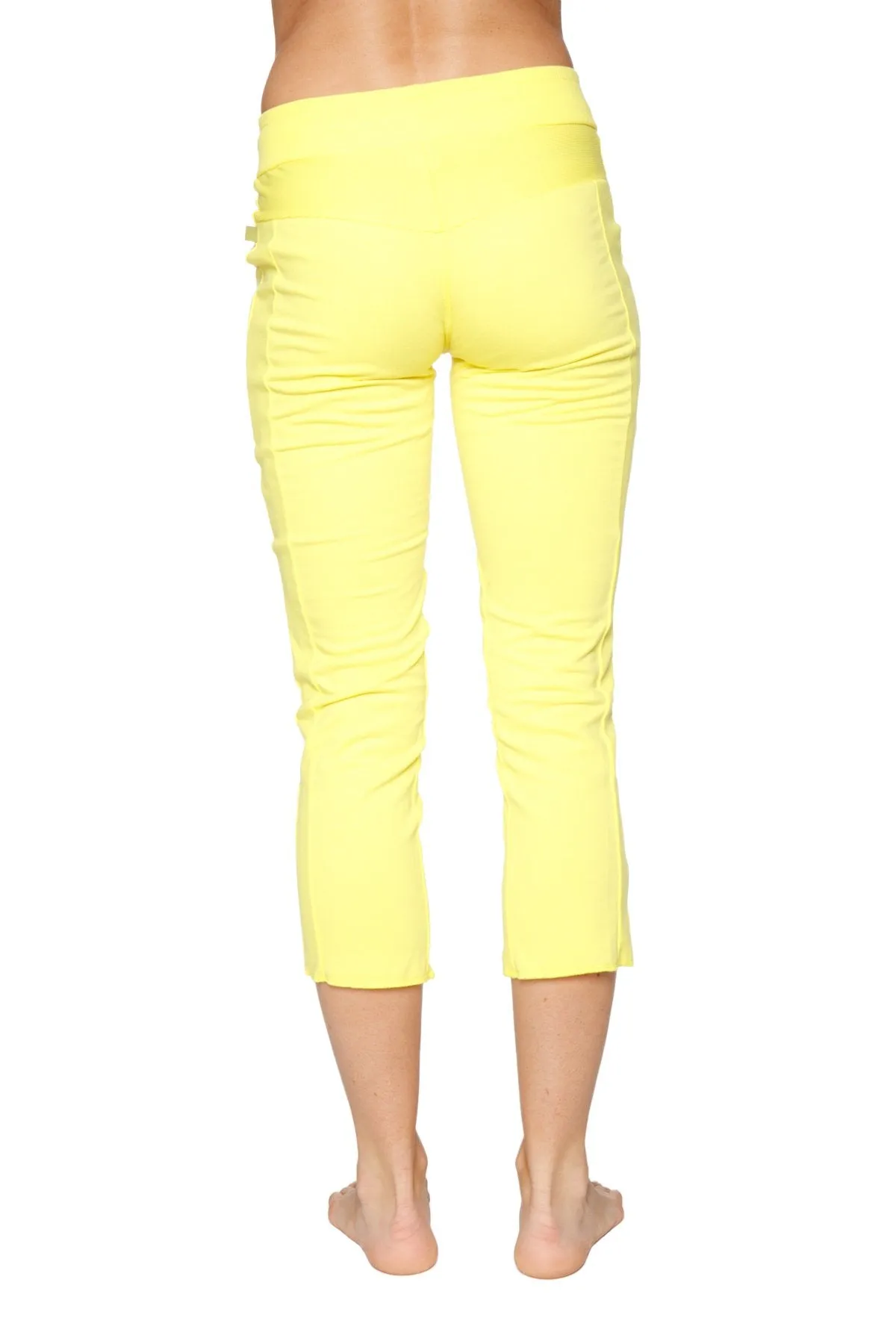 Women's 4/5 Length Zipper Pocket Capri Yoga Pant (Tropic Yellow)